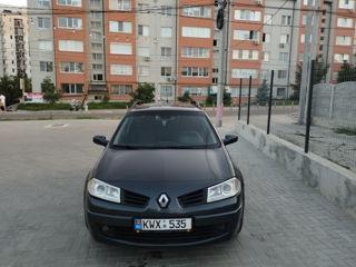 Renault Megane foto 3