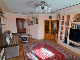 Apartament cu 2 camere, 58 m², Centru, Drochia