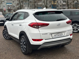 Hyundai Tucson foto 2