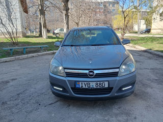 Opel Astra foto 2