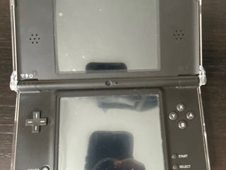 Nintendo DSi XL foto 2