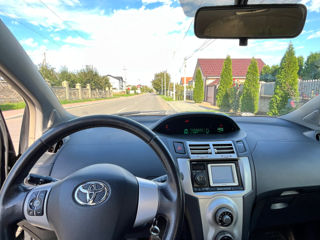 Toyota Yaris foto 4