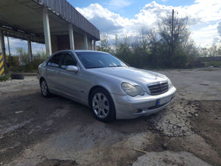 Mercedes C-Class