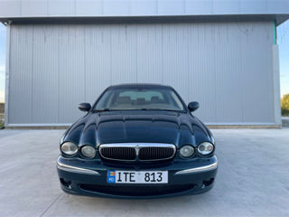 Jaguar X-Type