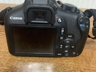 Canon Eos 1300d foto 1