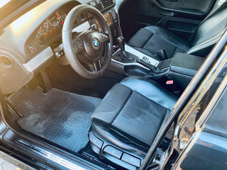 BMW 5 Series foto 7