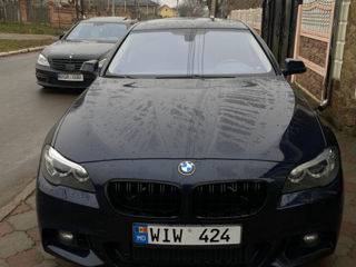 BMW 5 Series foto 2