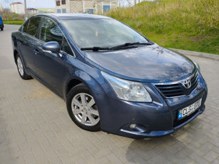 Toyota Avensis foto 3