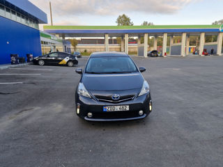 Toyota Prius + foto 1