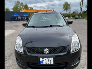 Suzuki Swift foto 10