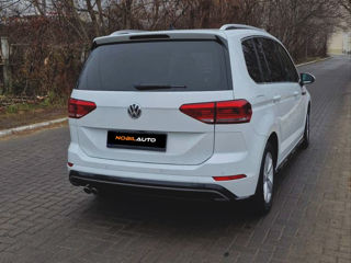 Volkswagen Touran foto 5