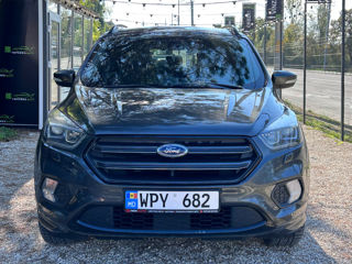 Ford Kuga foto 2