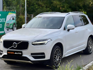 Volvo XC90 foto 1