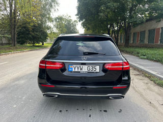 Mercedes E-Class foto 10