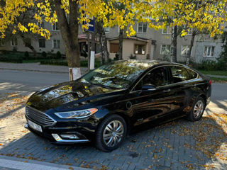 Ford Fusion foto 4