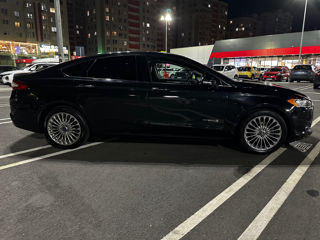 Ford Fusion foto 4