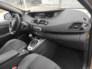 Renault Grand Scenic foto 7