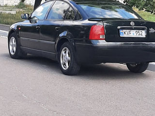 Volkswagen Passat foto 2