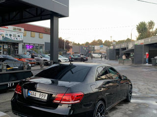 Mercedes E-Class foto 2