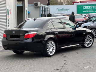 BMW 5 Series foto 4