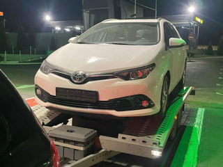 Toyota Auris foto 2