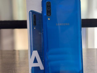 Samsung Galaxy A50 64gb 1390 lei