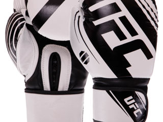 Боксерские перчатки UFC кожаные 10,12,14 O.Z в наличии ( новые) !!!