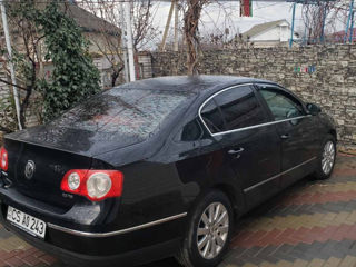 Volkswagen Passat foto 4