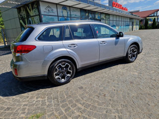 Subaru Outback foto 8