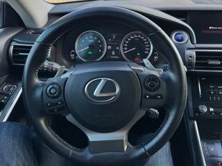 Lexus IS Series foto 8