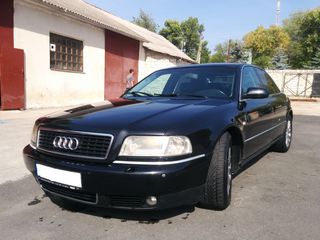 Audi A8 foto 4