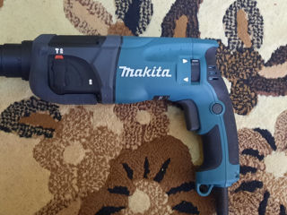 Makita perforator.