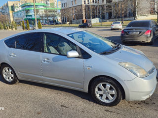 Toyota Prius foto 3