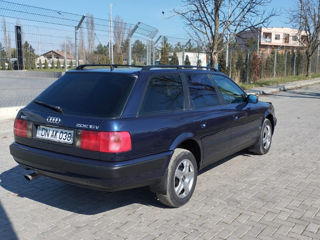 Audi 100 foto 2