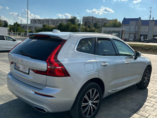 Volvo XC60 foto 2