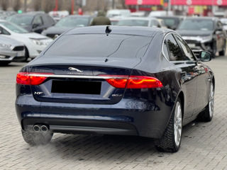 Jaguar XF foto 5