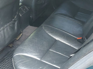 Mercedes E-Class foto 1
