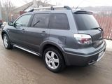 Mitsubishi Outlander foto 4