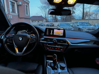 BMW 5 Series foto 3