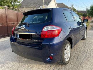 Toyota Auris foto 4