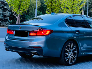 BMW 5 Series foto 6