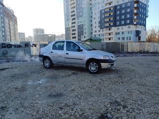 Dacia Logan foto 2