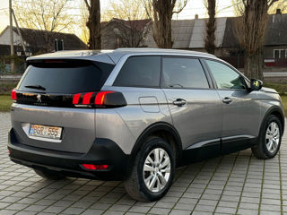 Peugeot 5008 foto 3