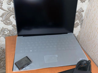 Vînd urgent laptop puternic ( Dell Precision 5470) 14 zoll