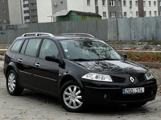 Renault Megane foto 3