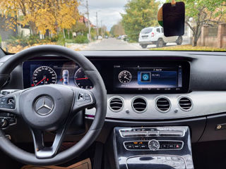 Mercedes E-Class foto 8