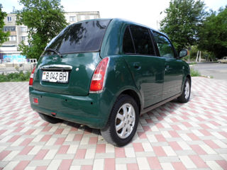 Toyota Yaris foto 4