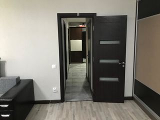 Vind apartament la ciocana mobilat cu toata tehnica foto 3