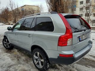 Volvo XC90 foto 3