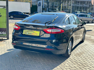 Ford Mondeo foto 4